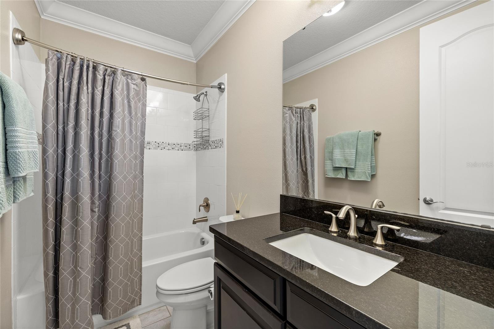 14025 Hench Ln Property Photo 33