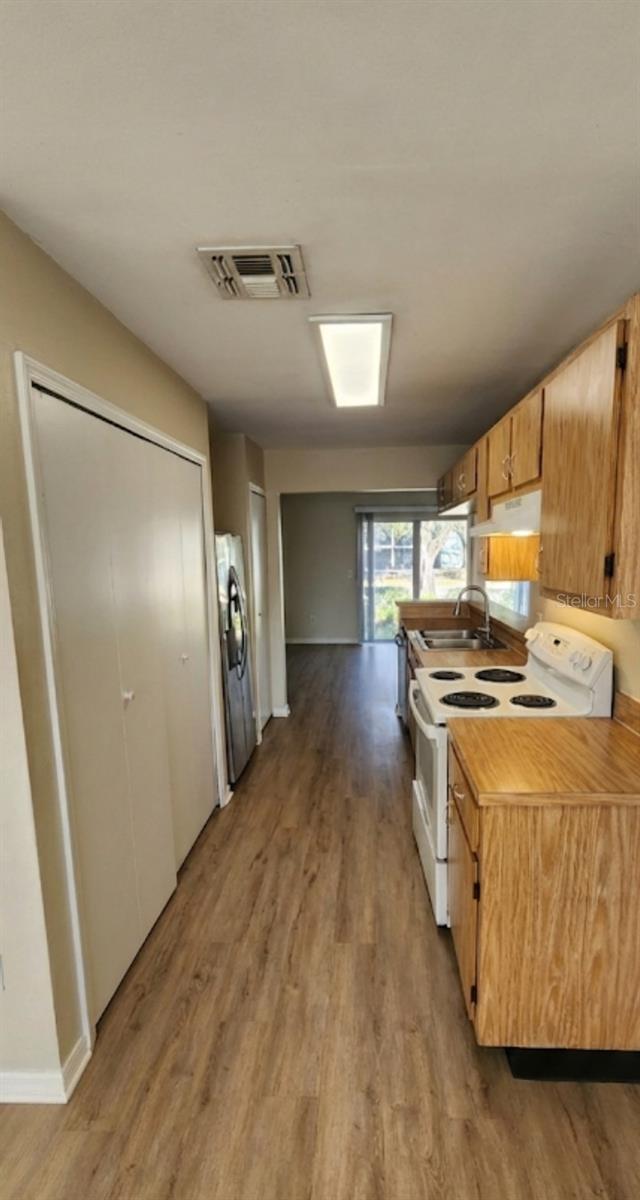 6050 Scotchwood Gln #105 Property Photo 17