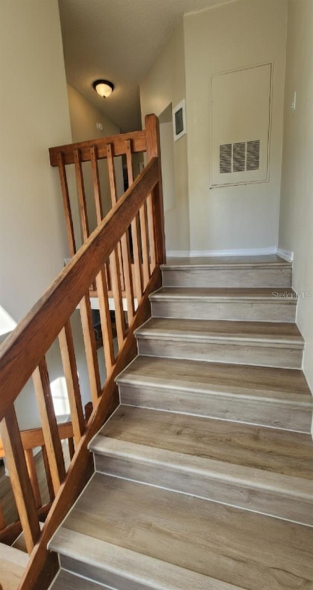 6050 Scotchwood Gln #105 Property Photo 19