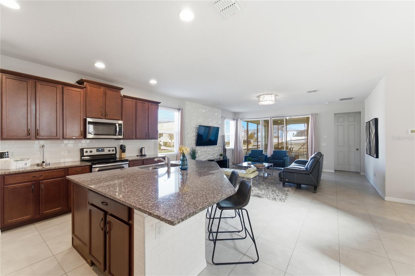 9013 Egret Mills Ter Property Photo 8