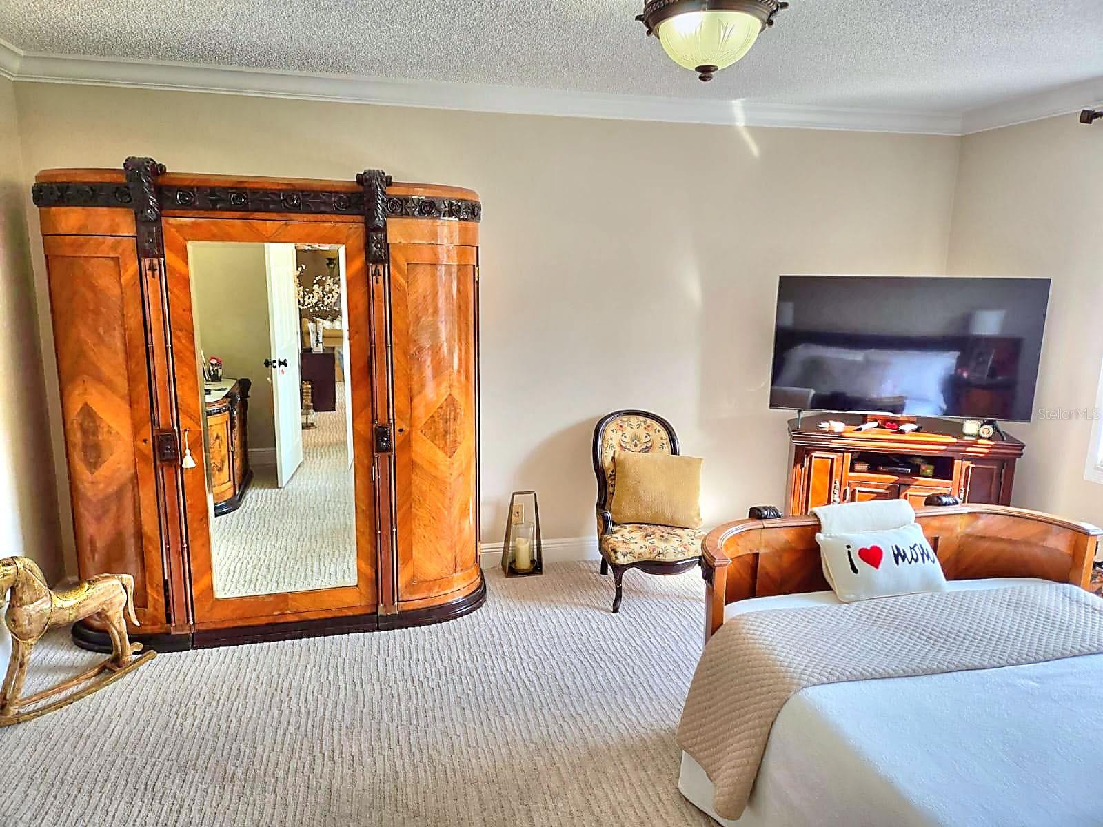 300 Diplomat Pkwy #203 Property Photo 8