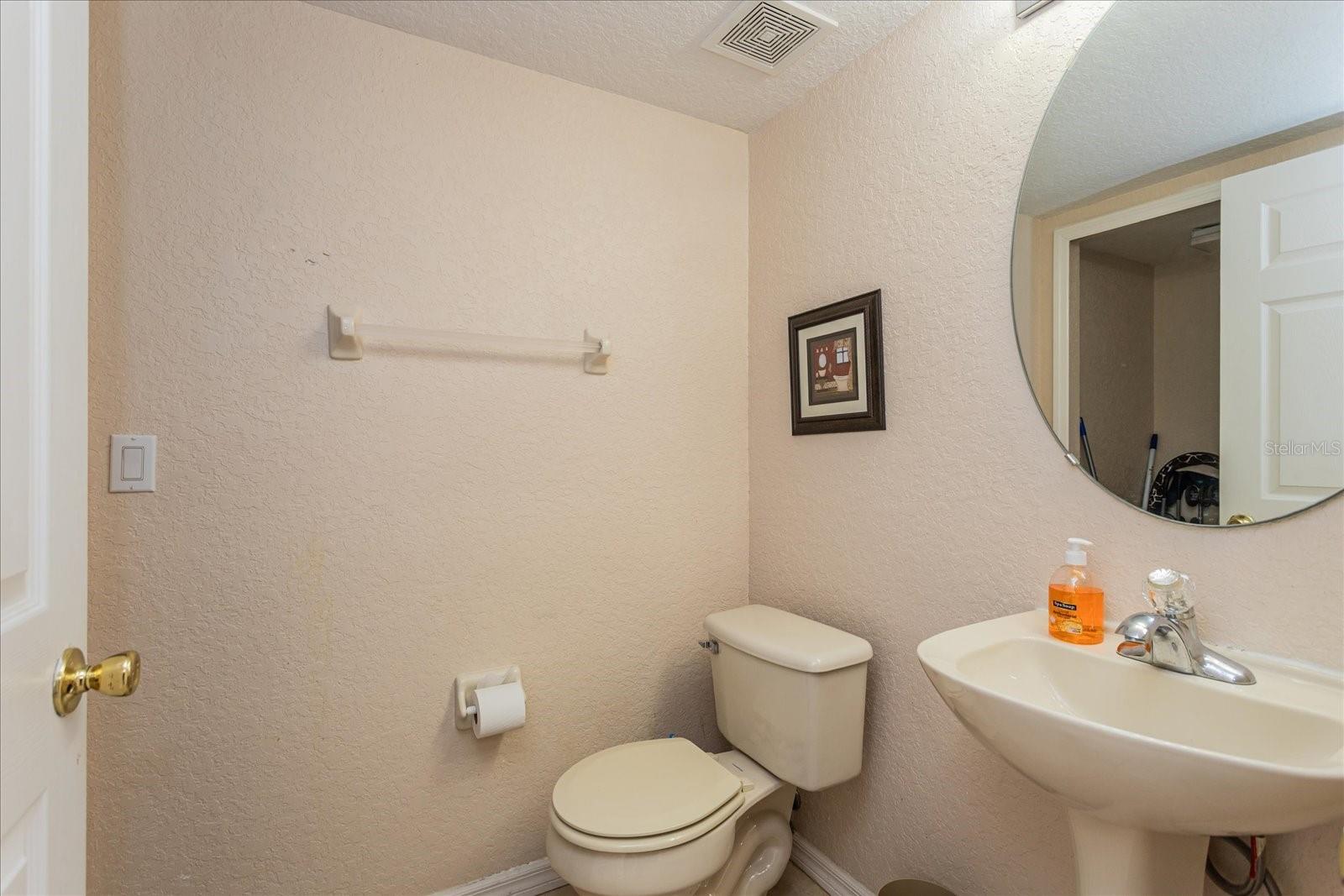232 La Mirage St Property Photo 19