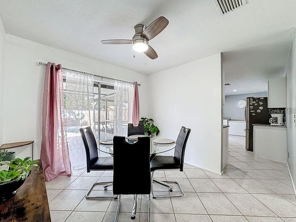 1905 Hughey St Property Photo 6
