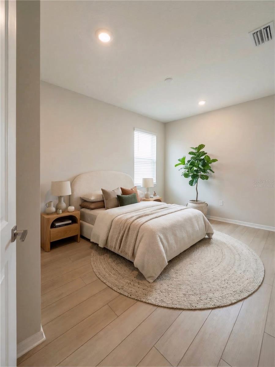 O6386205 Property Photo 28