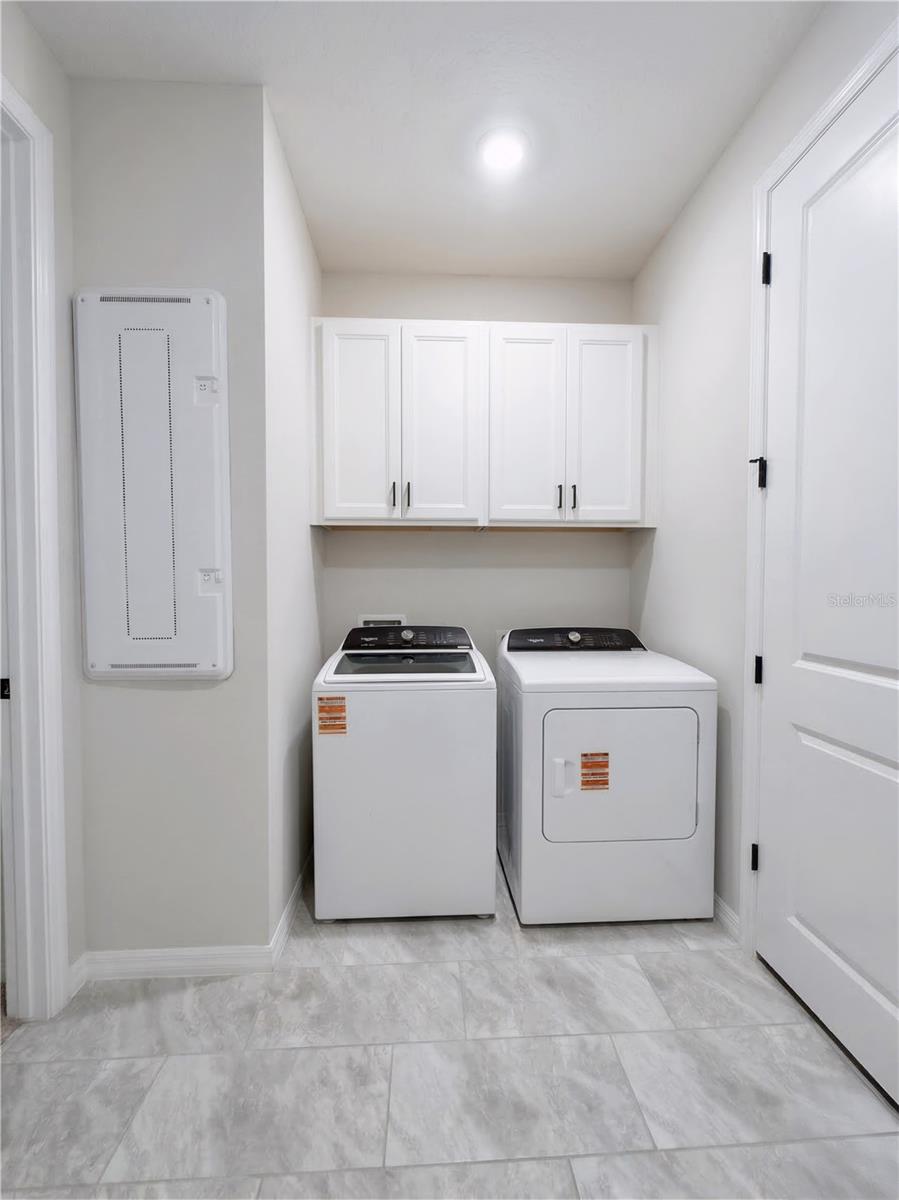 O6386205 Property Photo 29