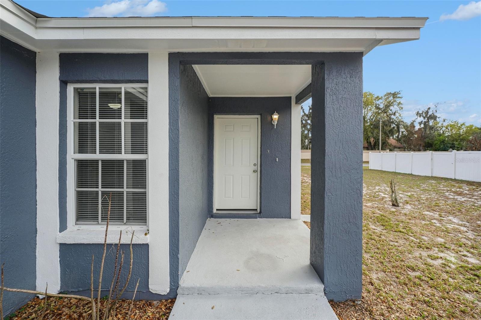 3339 Queens Cove Loop Property Photo 3