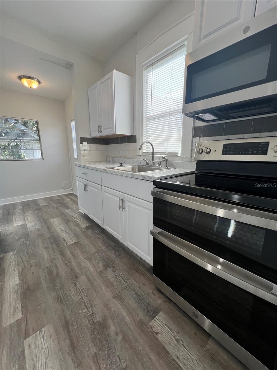 209 Taylor Ave #2 Property Photo 6