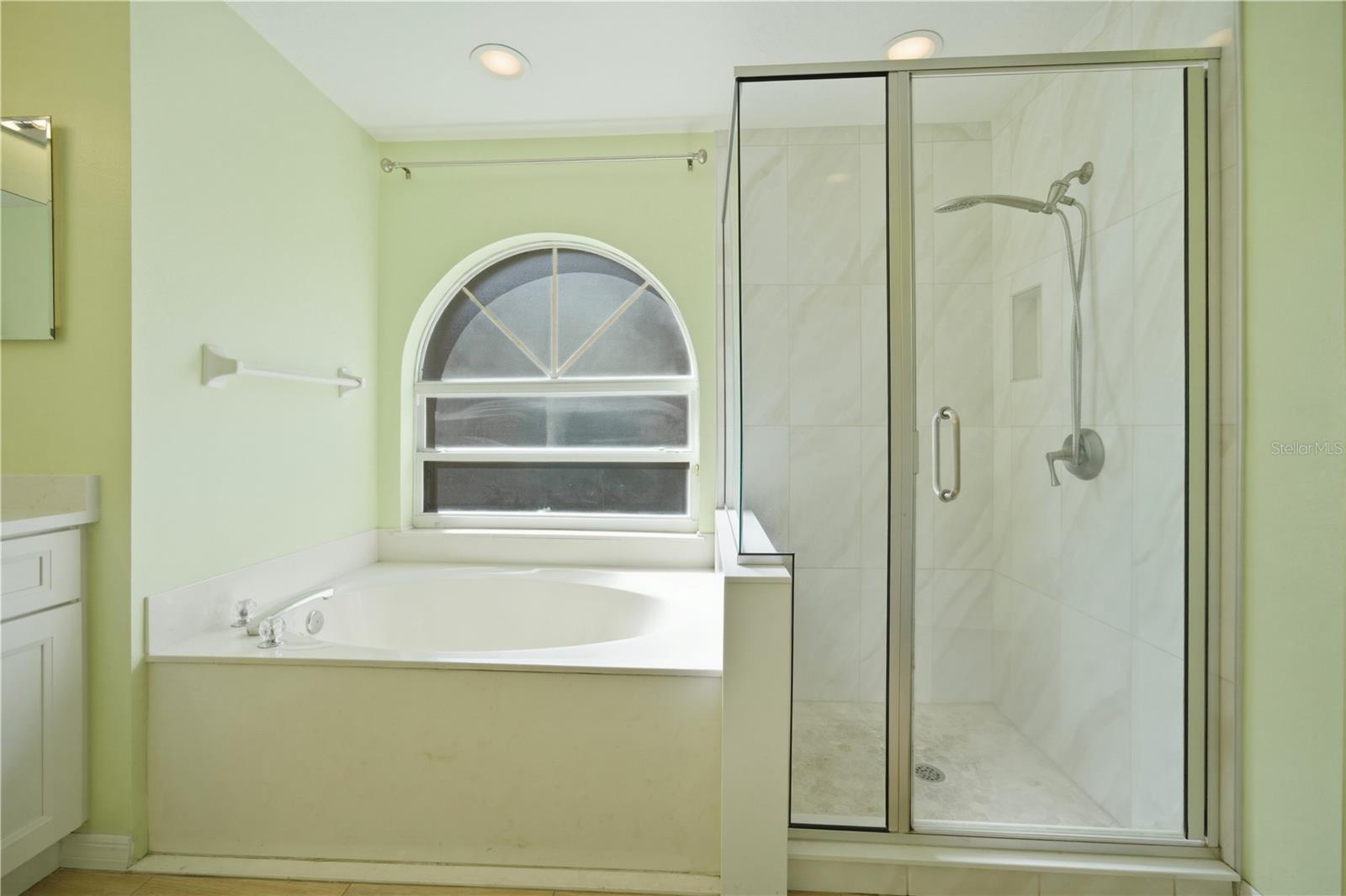 632 Blenheim Loop Property Photo 15