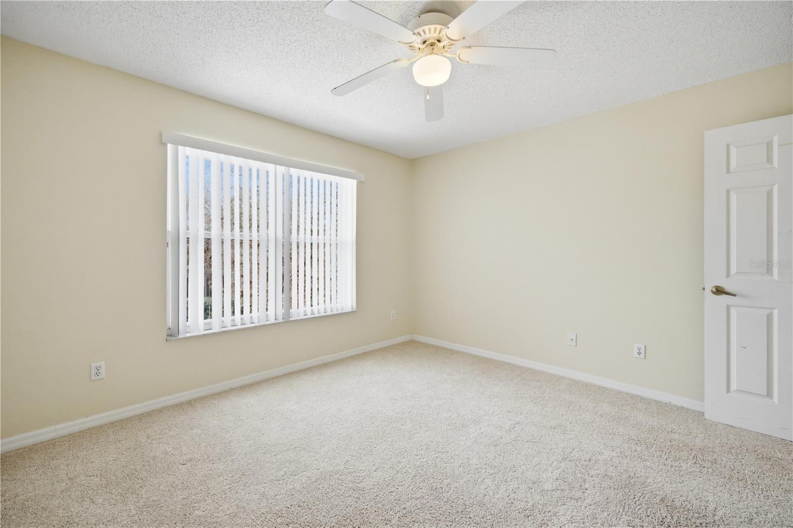 632 Blenheim Loop Property Photo 16