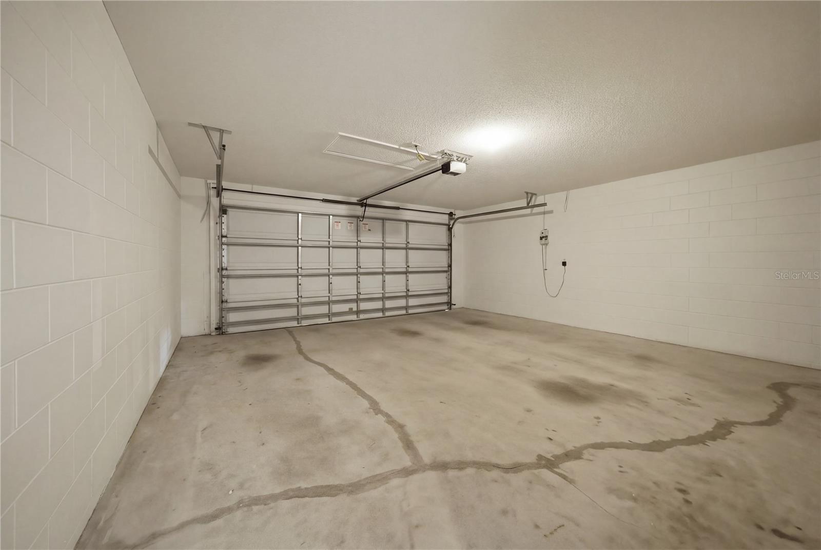 632 Blenheim Loop Property Photo 41