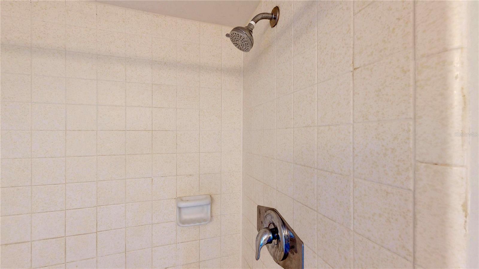 404 E Orlando Ave #8b Property Photo 18