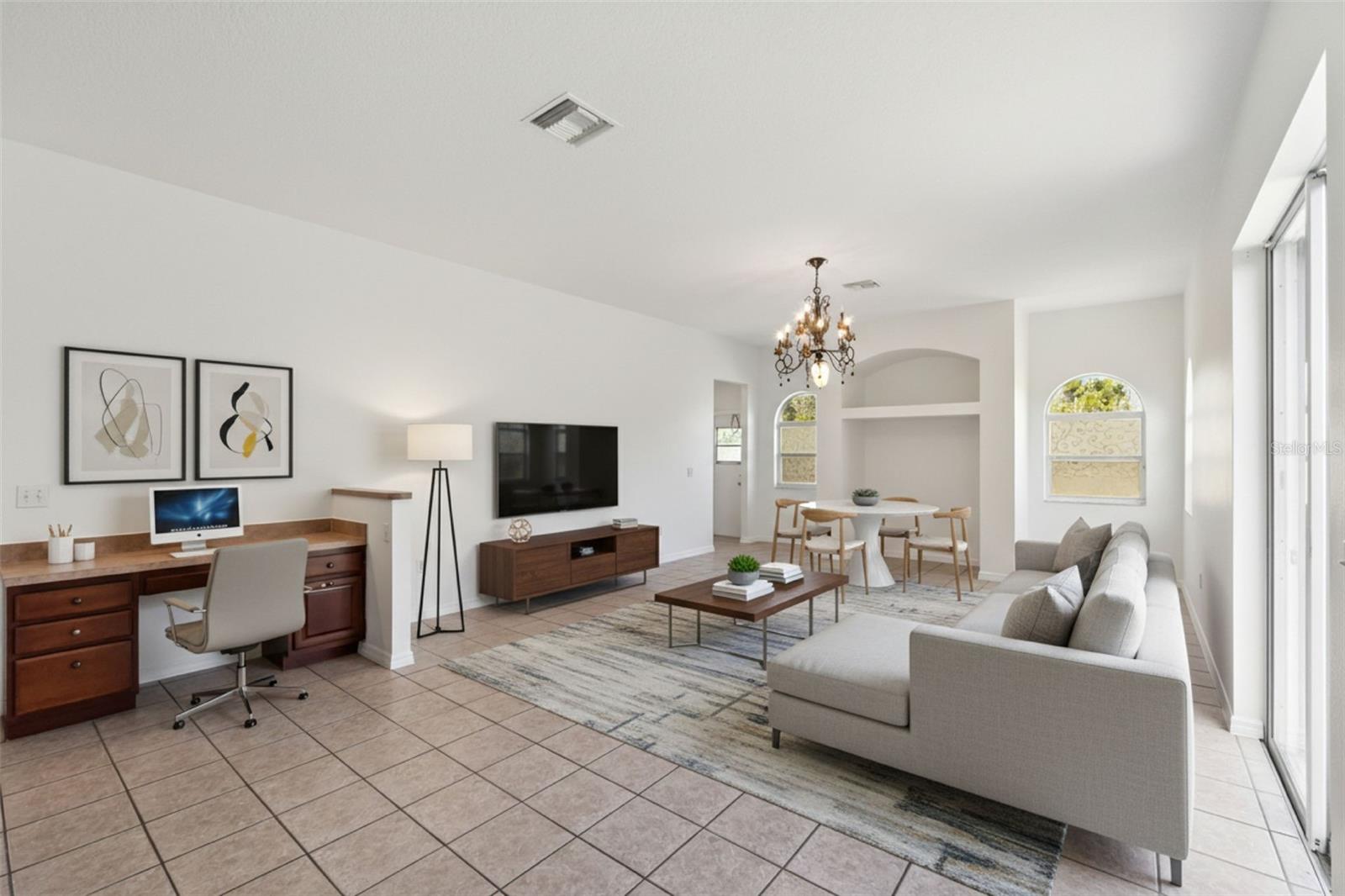 7045 Branch Ct Property Photo 7
