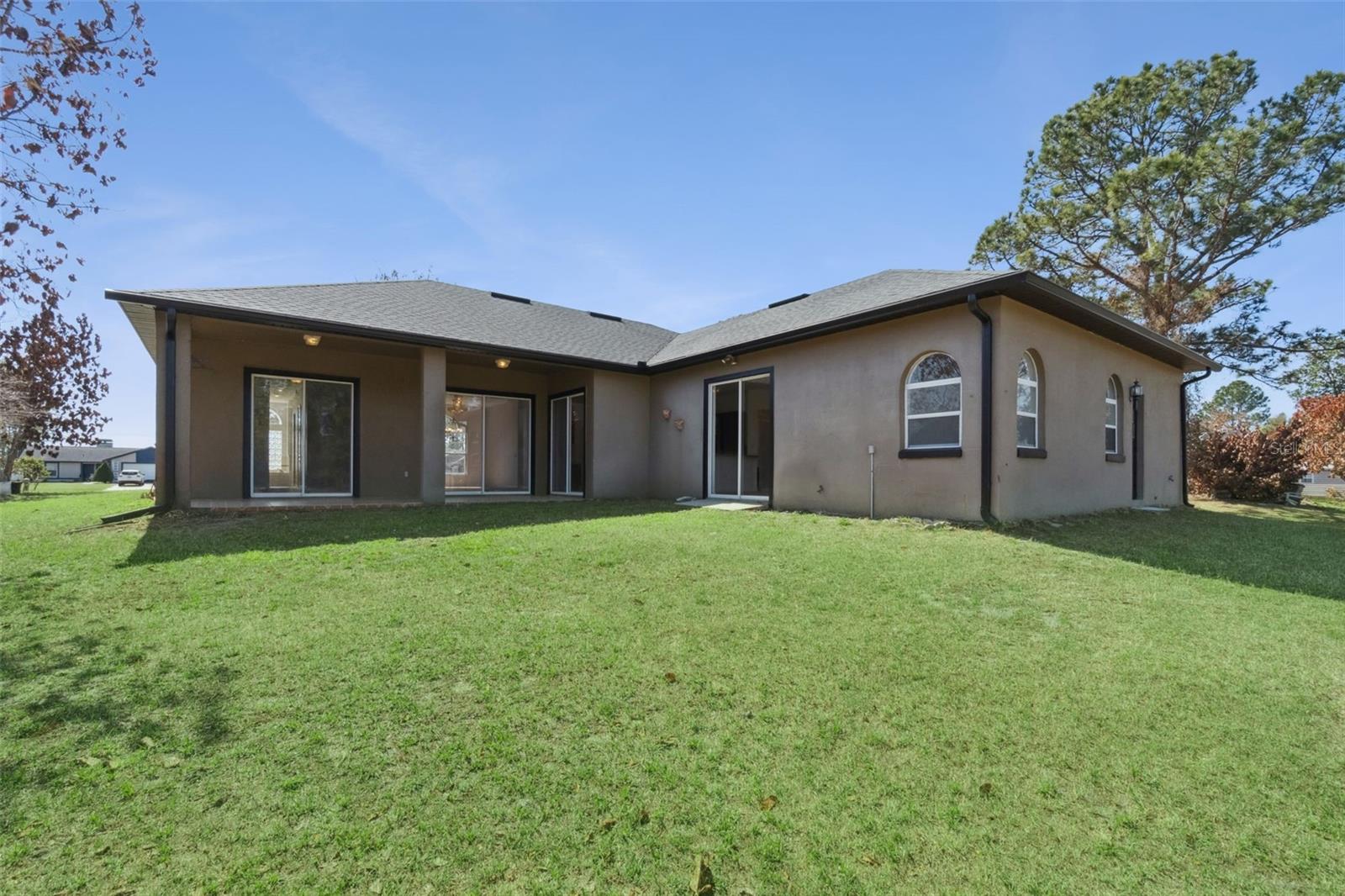 7045 Branch Ct Property Photo 16