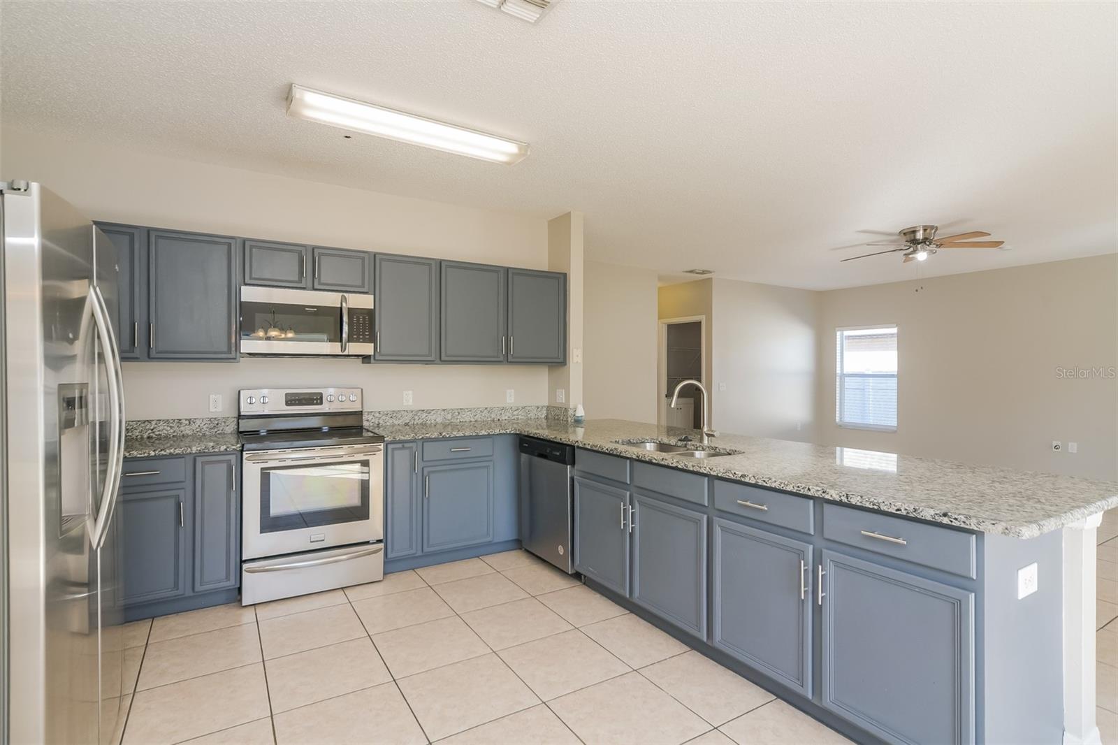 4417 Canopy Ct Property Photo 4