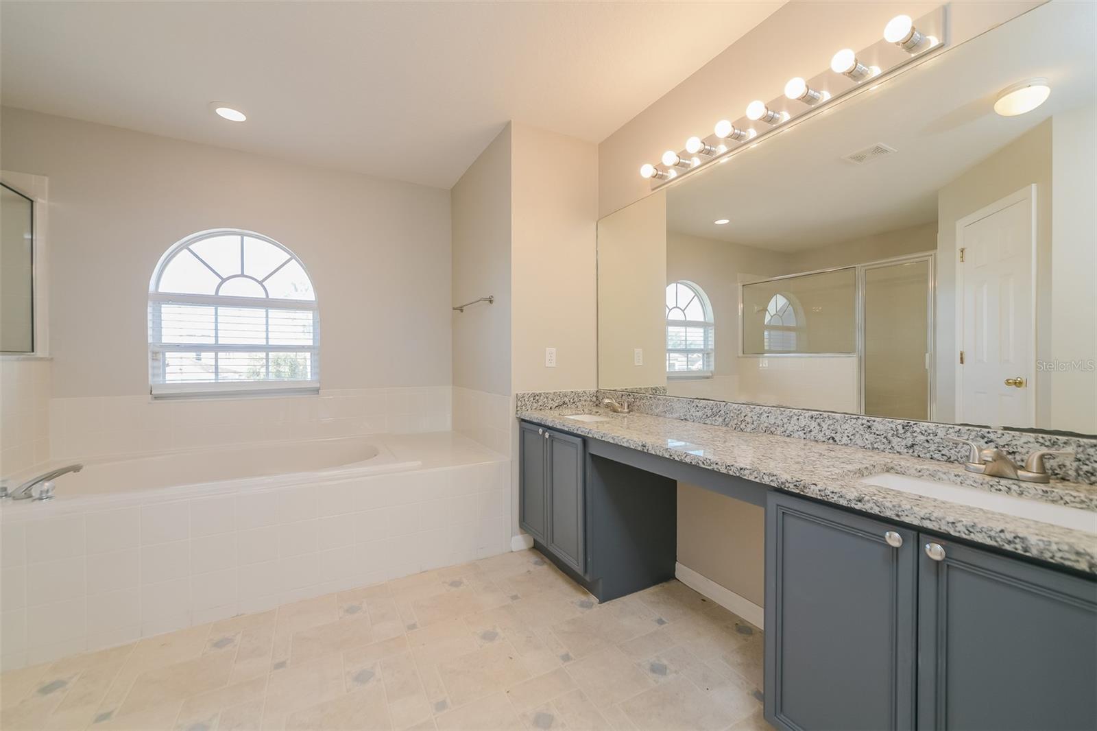 4417 Canopy Ct Property Photo 10