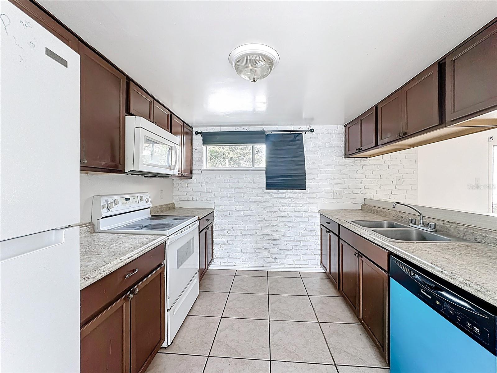 3968 Crayrich Cir #c3 Property Photo 10