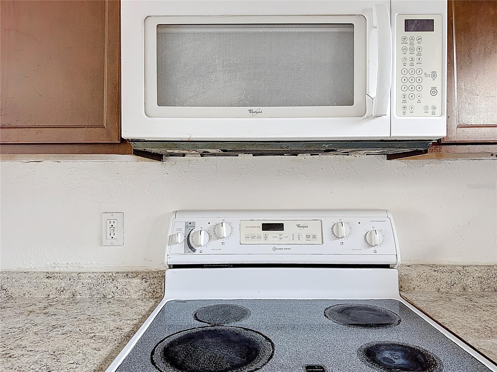 3968 Crayrich Cir #c3 Property Photo 12