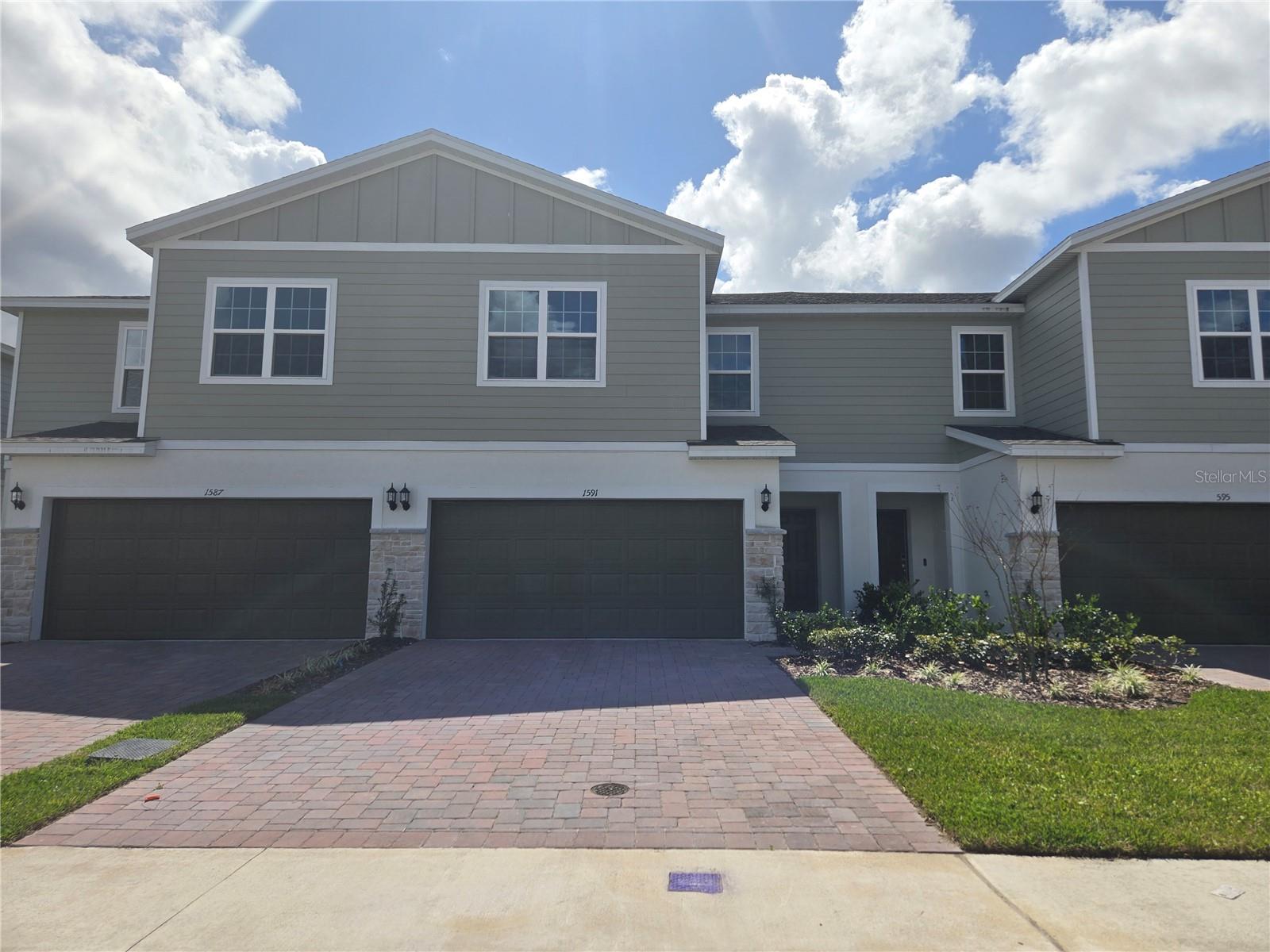 1591 Cloudy Ct Property Photo 2