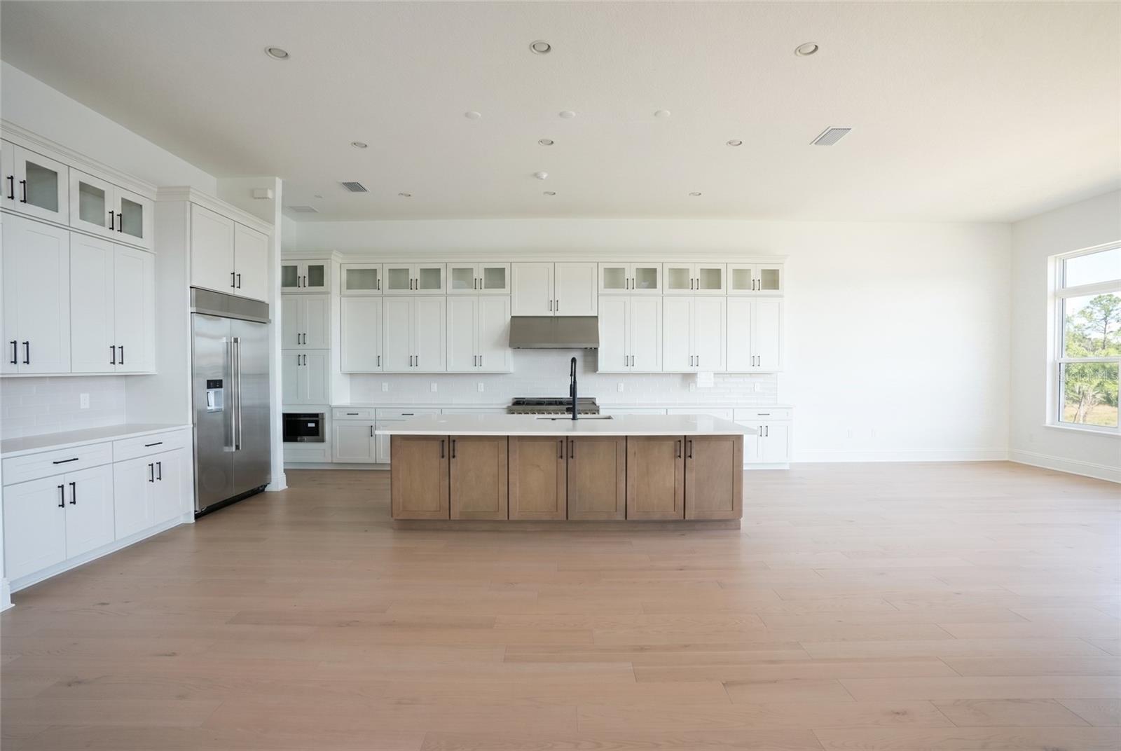 9760 Laurel Berry Dr Property Photo 12