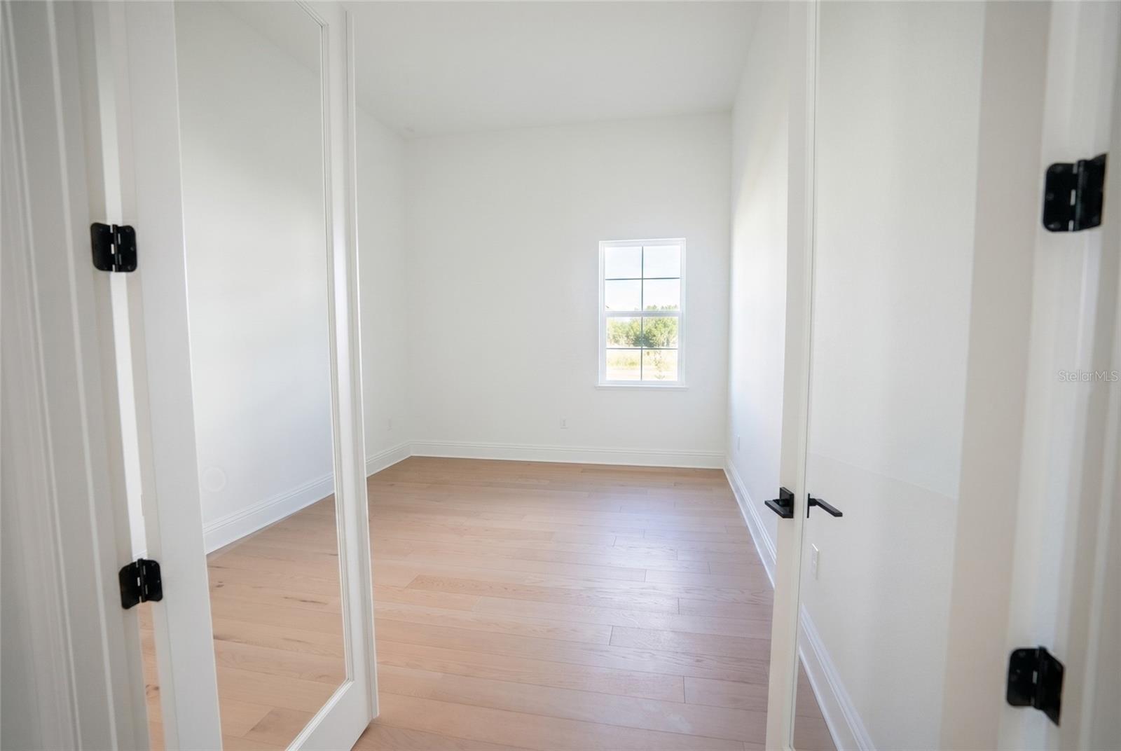 9760 Laurel Berry Dr Property Photo 17