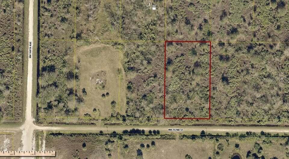 15839 Nw 252nd St Property Photo 3
