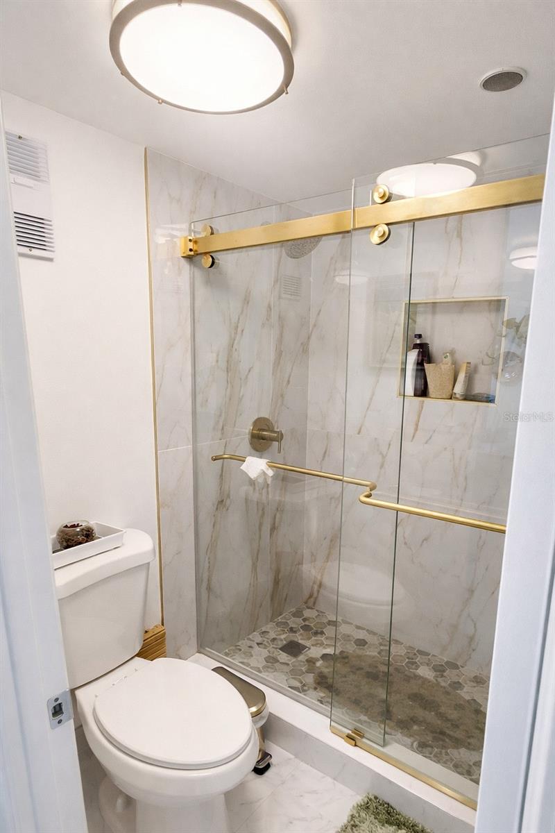1000 Saint Charles Pl #209 Property Photo 37