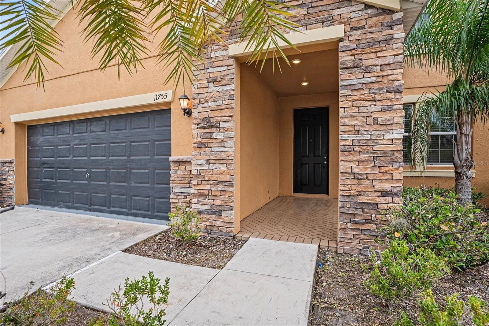 11755 Winterset Cove Dr Property Photo 3