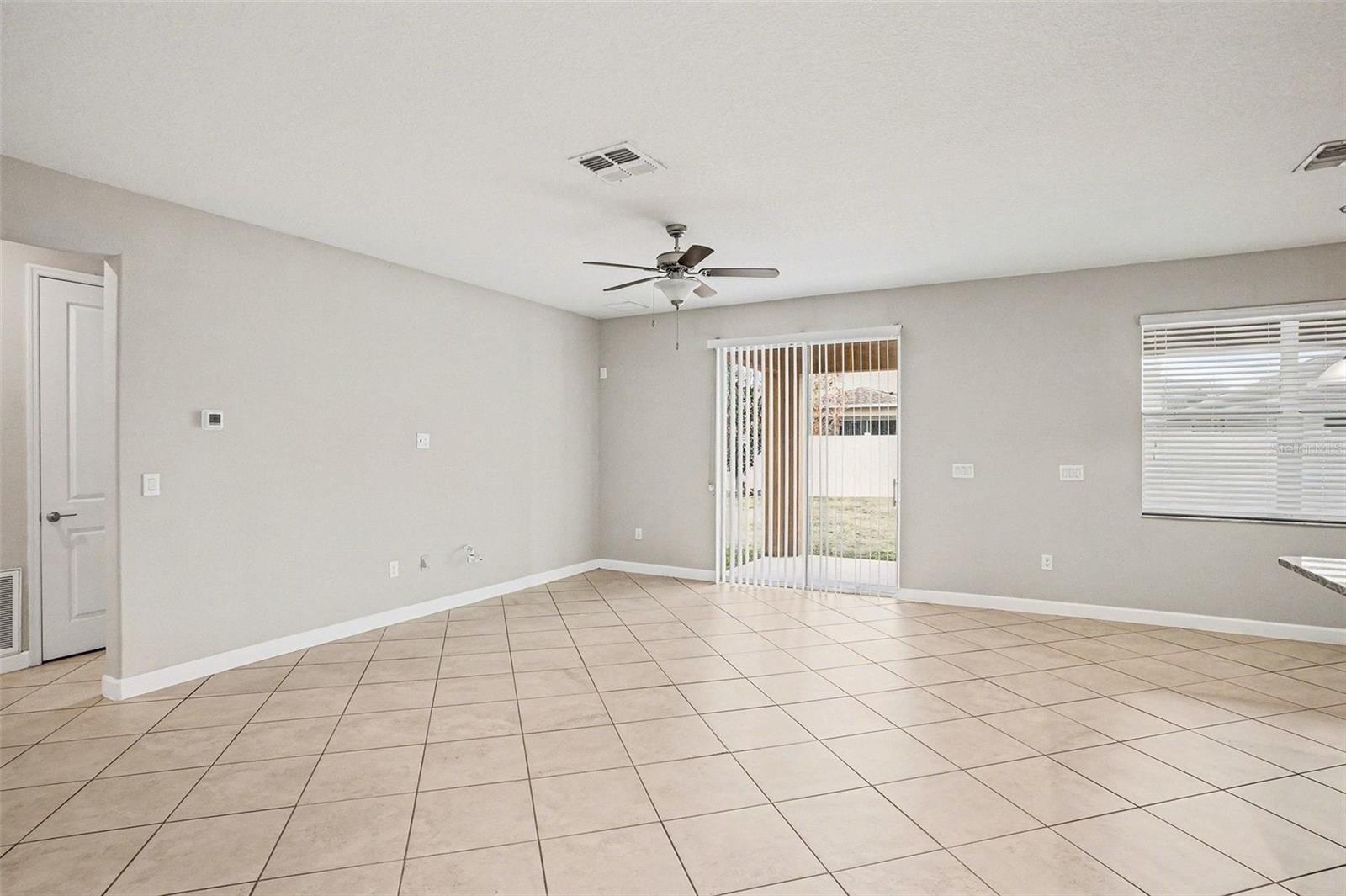 11755 Winterset Cove Dr Property Photo 5