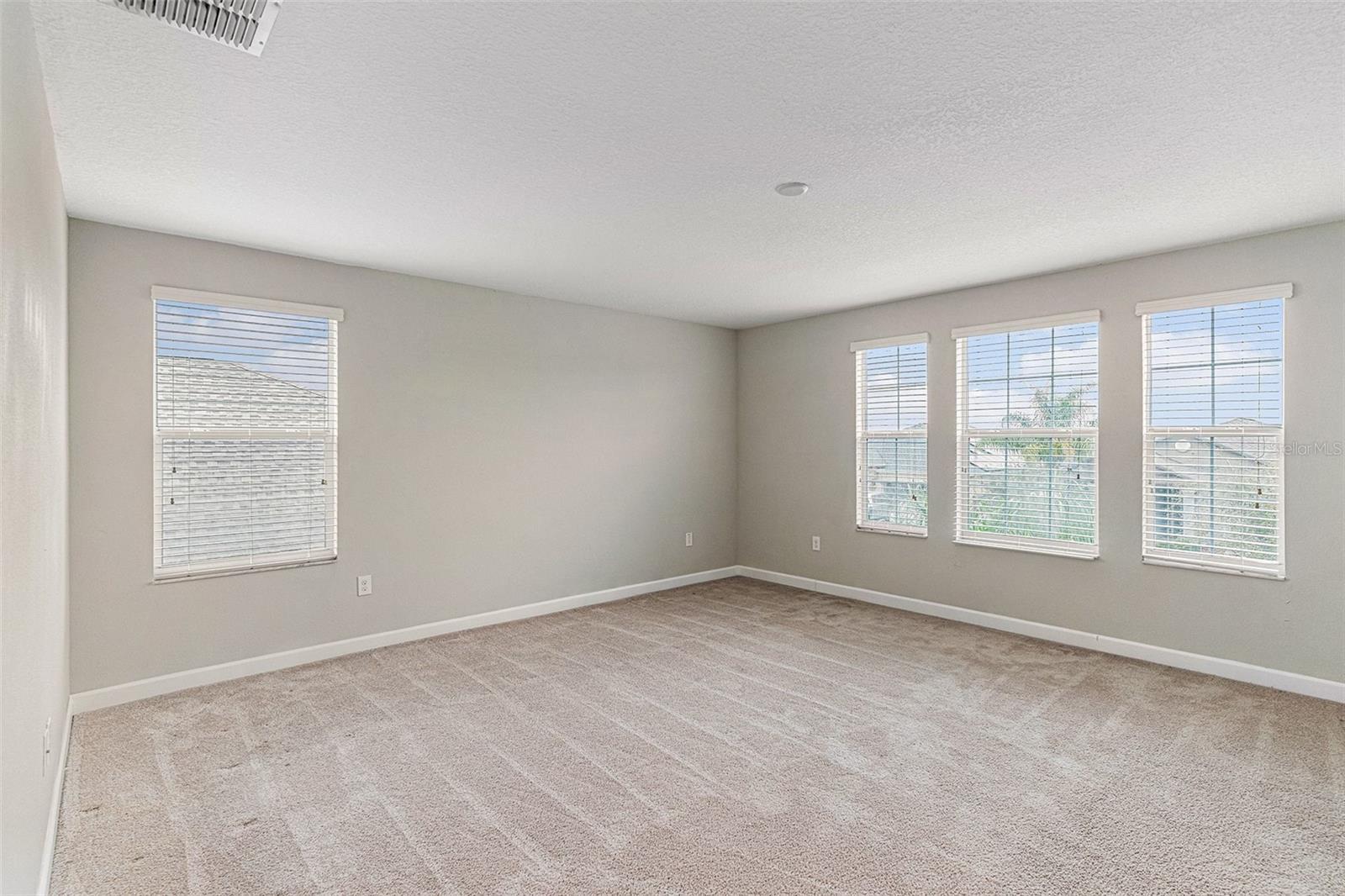 11755 Winterset Cove Dr Property Photo 13