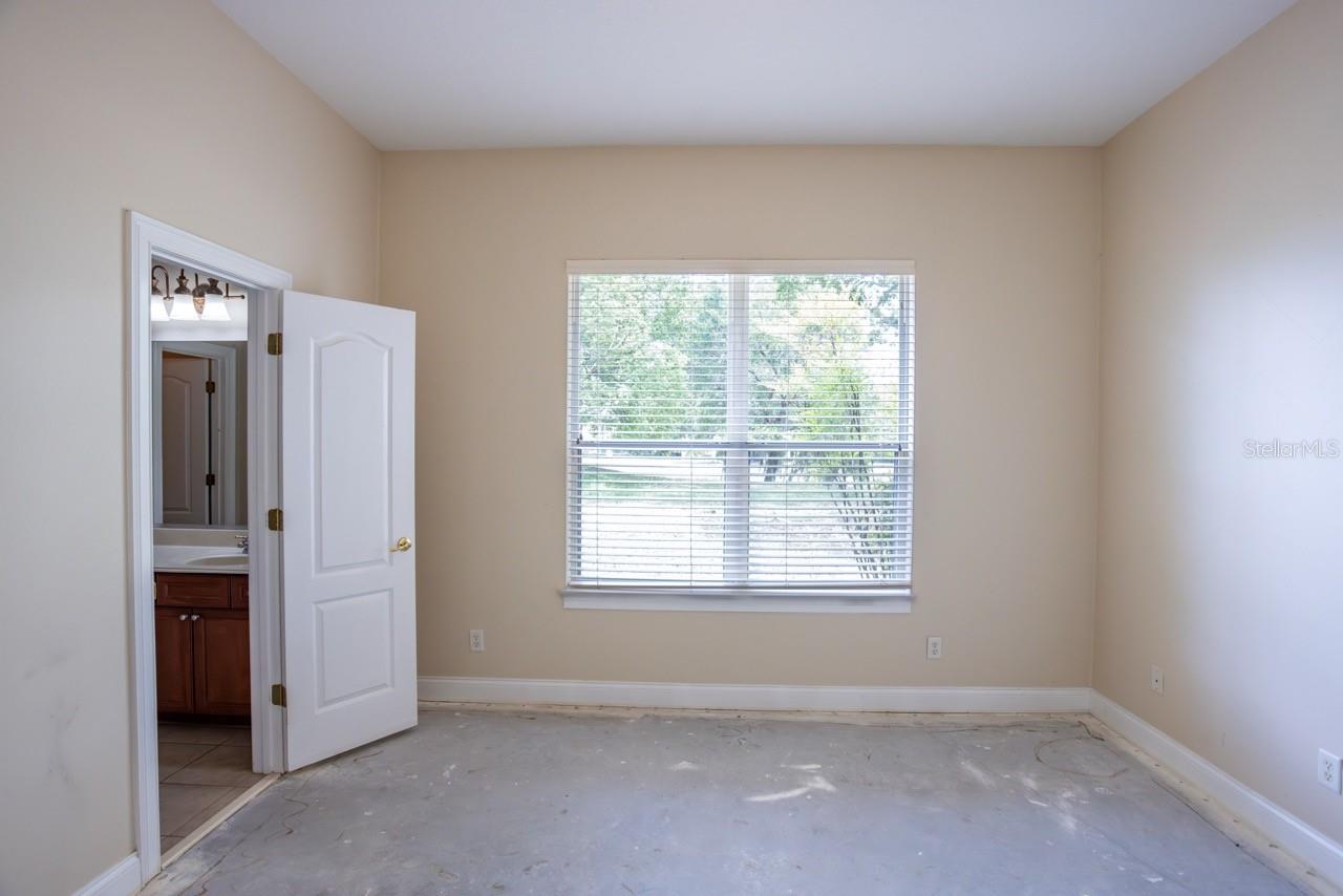 25609 Hawks Run Ln Property Photo 25