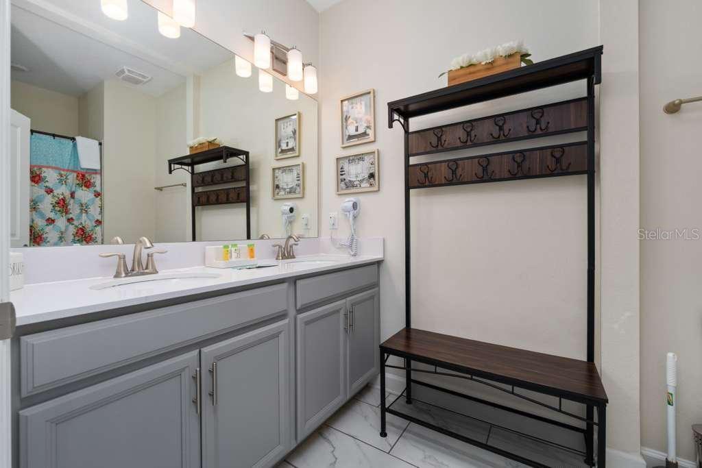 8999 Cabot Cliffs Dr Property Photo 21