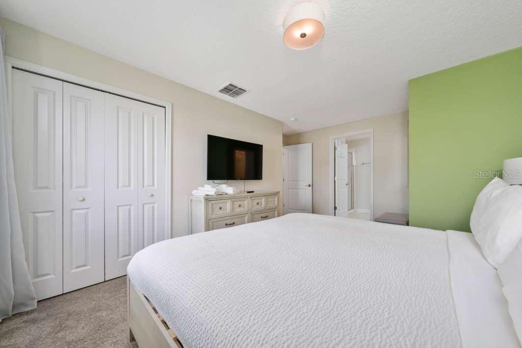 8999 Cabot Cliffs Dr Property Photo 35