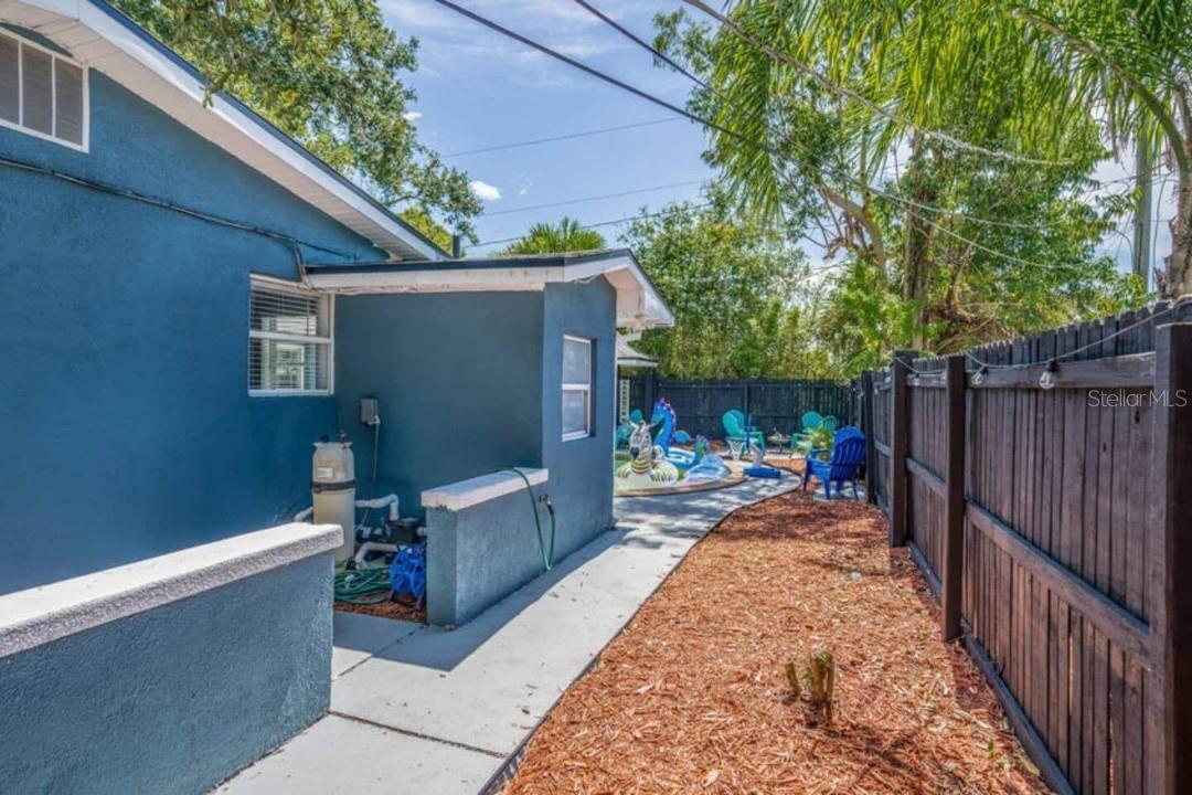 2917 Stetson St Property Photo 31