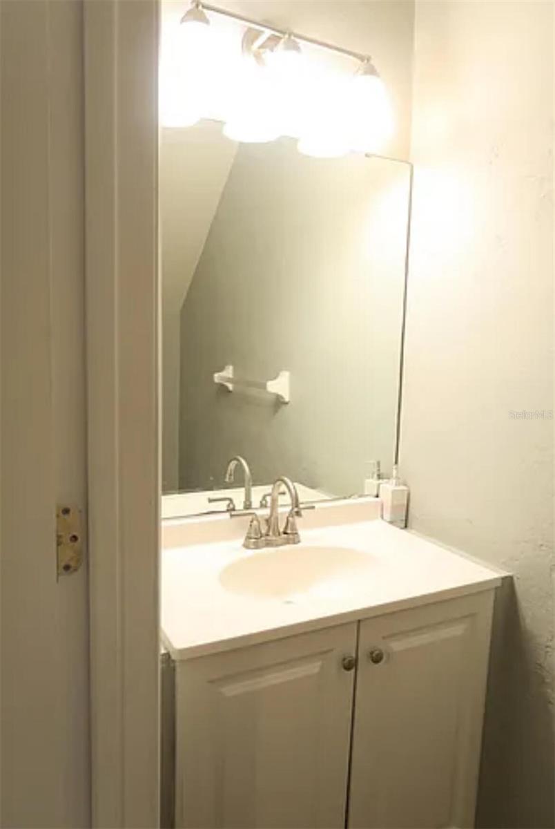 4415 Sw 34th St #308 Property Photo 2
