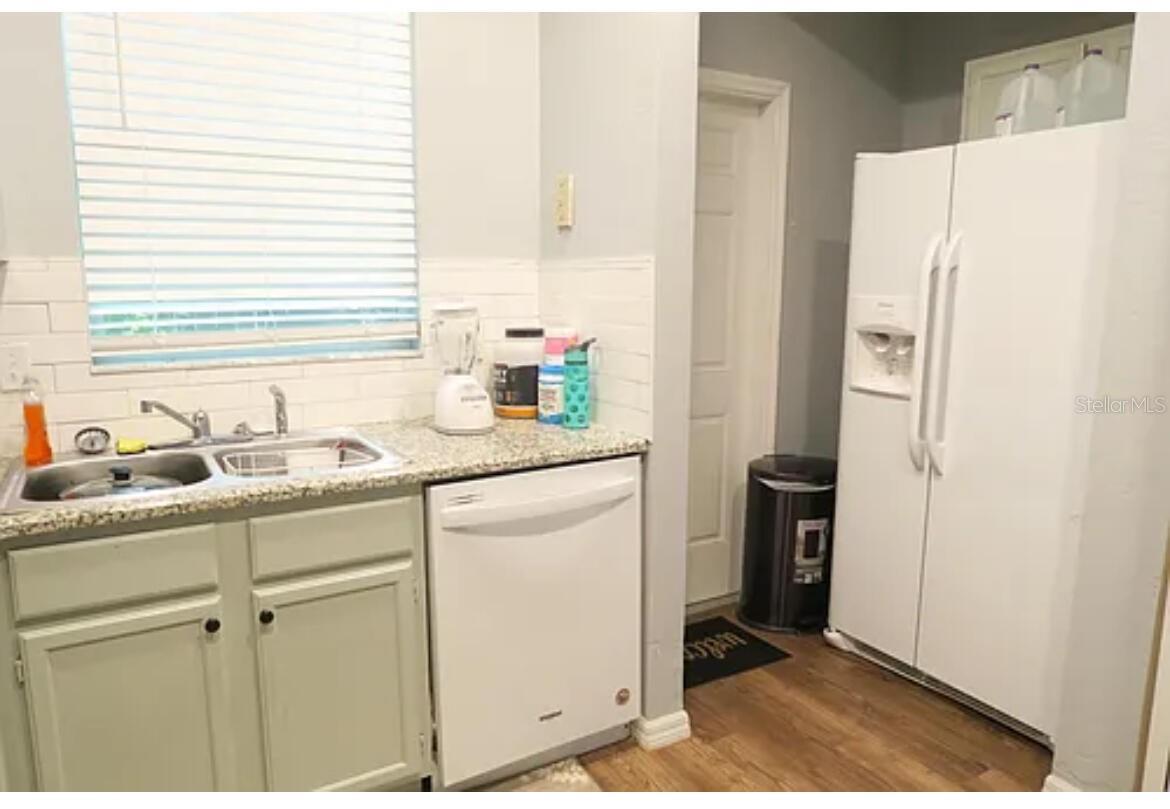 4415 Sw 34th St #308 Property Photo 6
