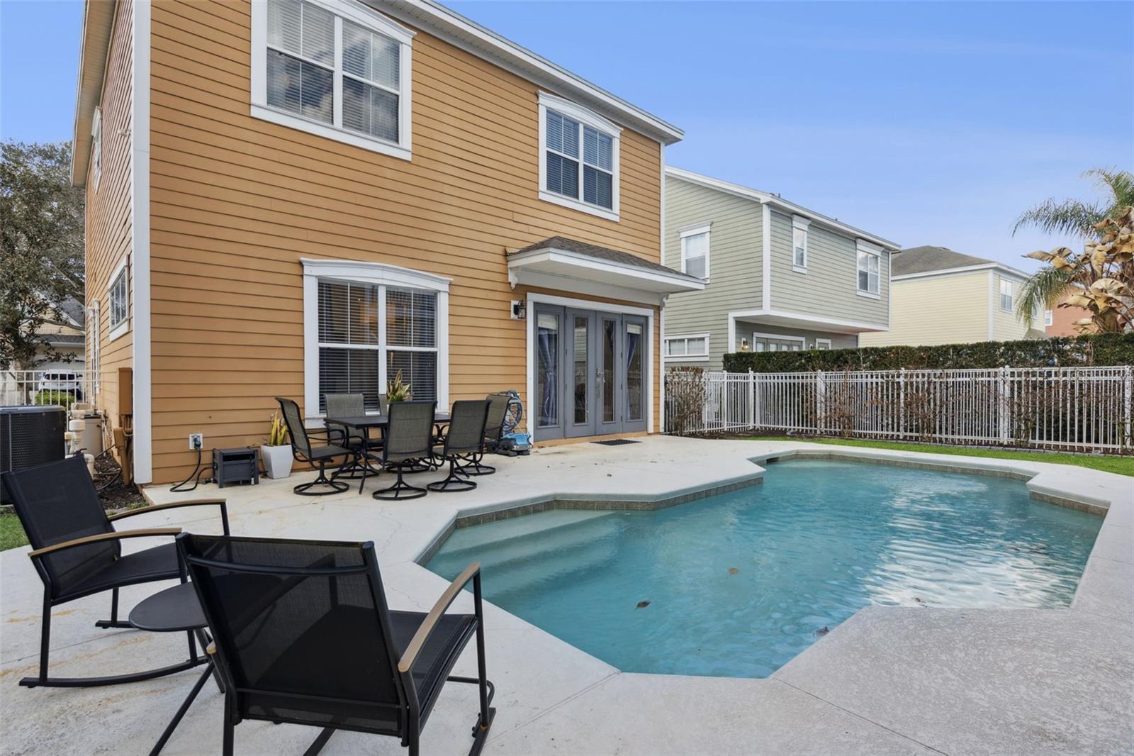 7494 Gathering Drive Property Photo 4