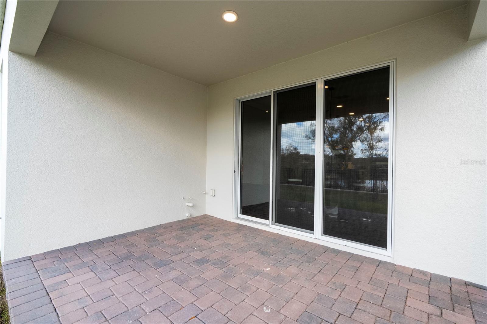 734 Creeping Fig St Property Photo 58