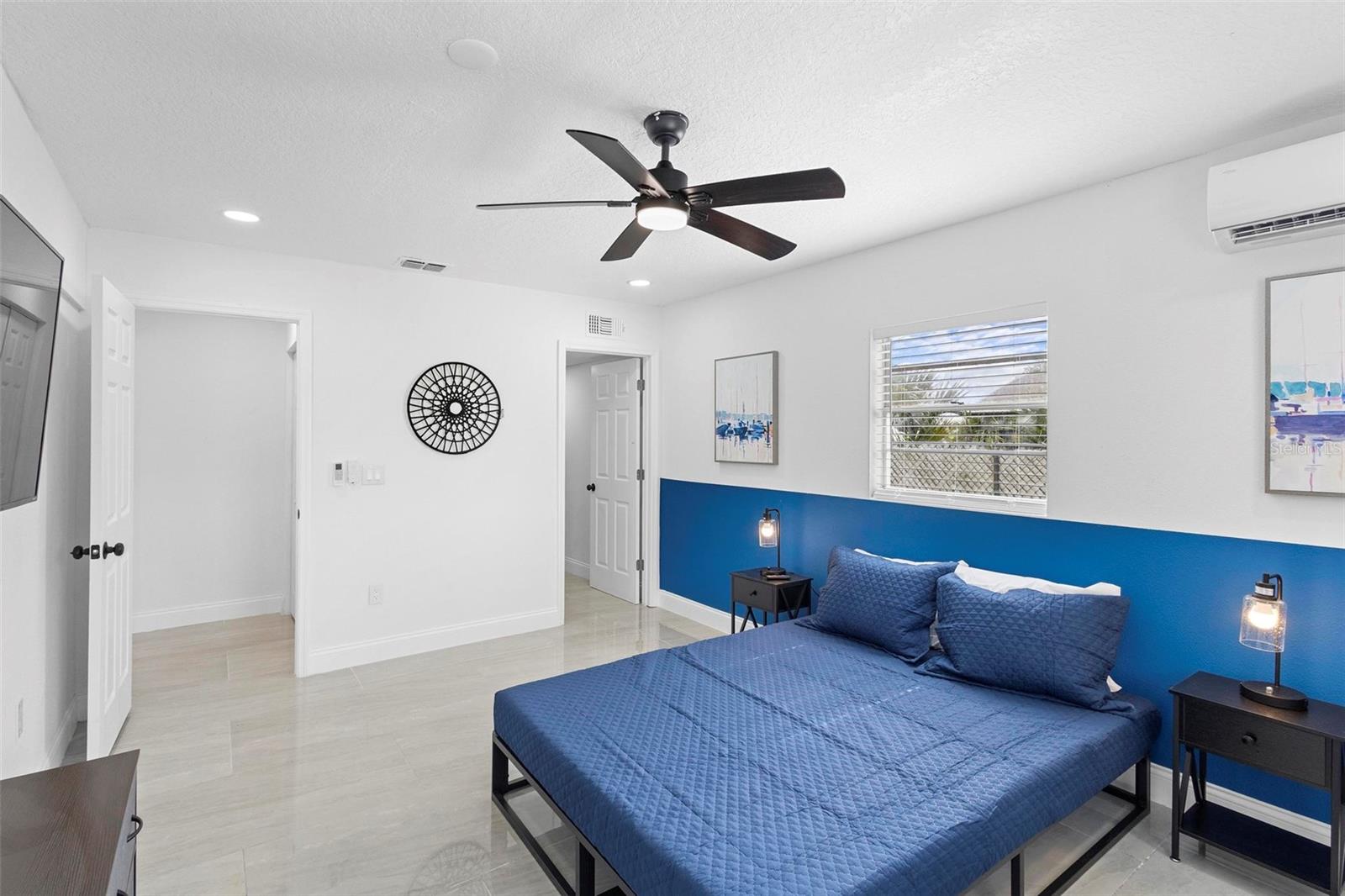 1824 Lake St Property Photo 20