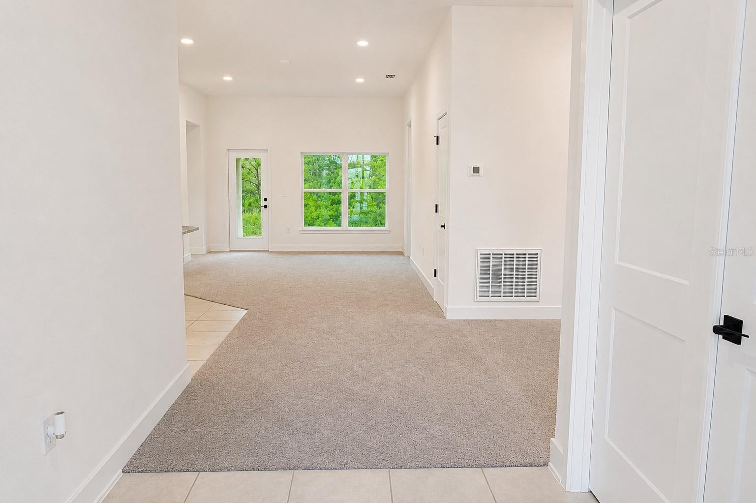 7592 Bent Tree Loop Property Photo 3