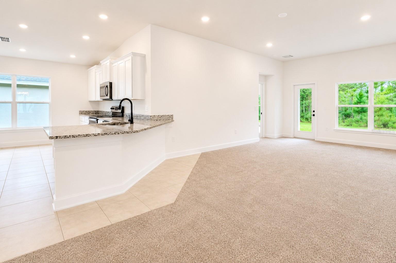 7592 Bent Tree Loop Property Photo 9