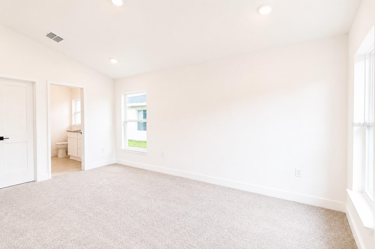 7592 Bent Tree Loop Property Photo 12