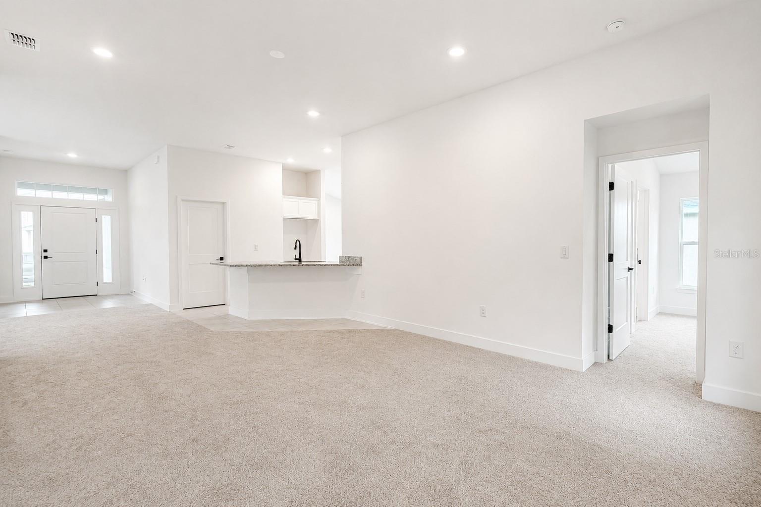 7592 Bent Tree Loop Property Photo 15