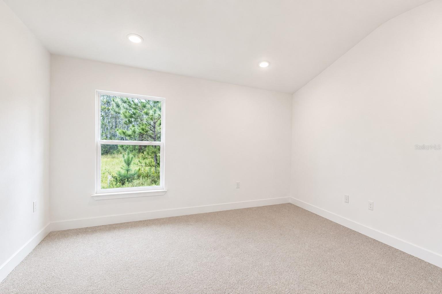 7592 Bent Tree Loop Property Photo 17
