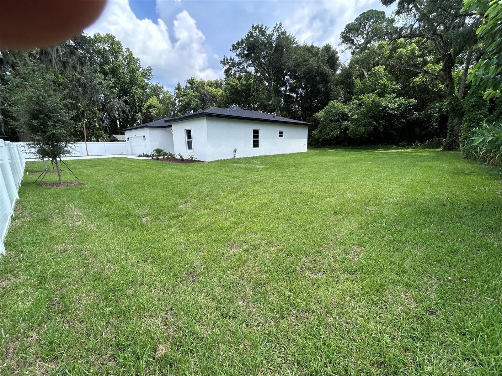 340 Kimble Ave Property Photo 12