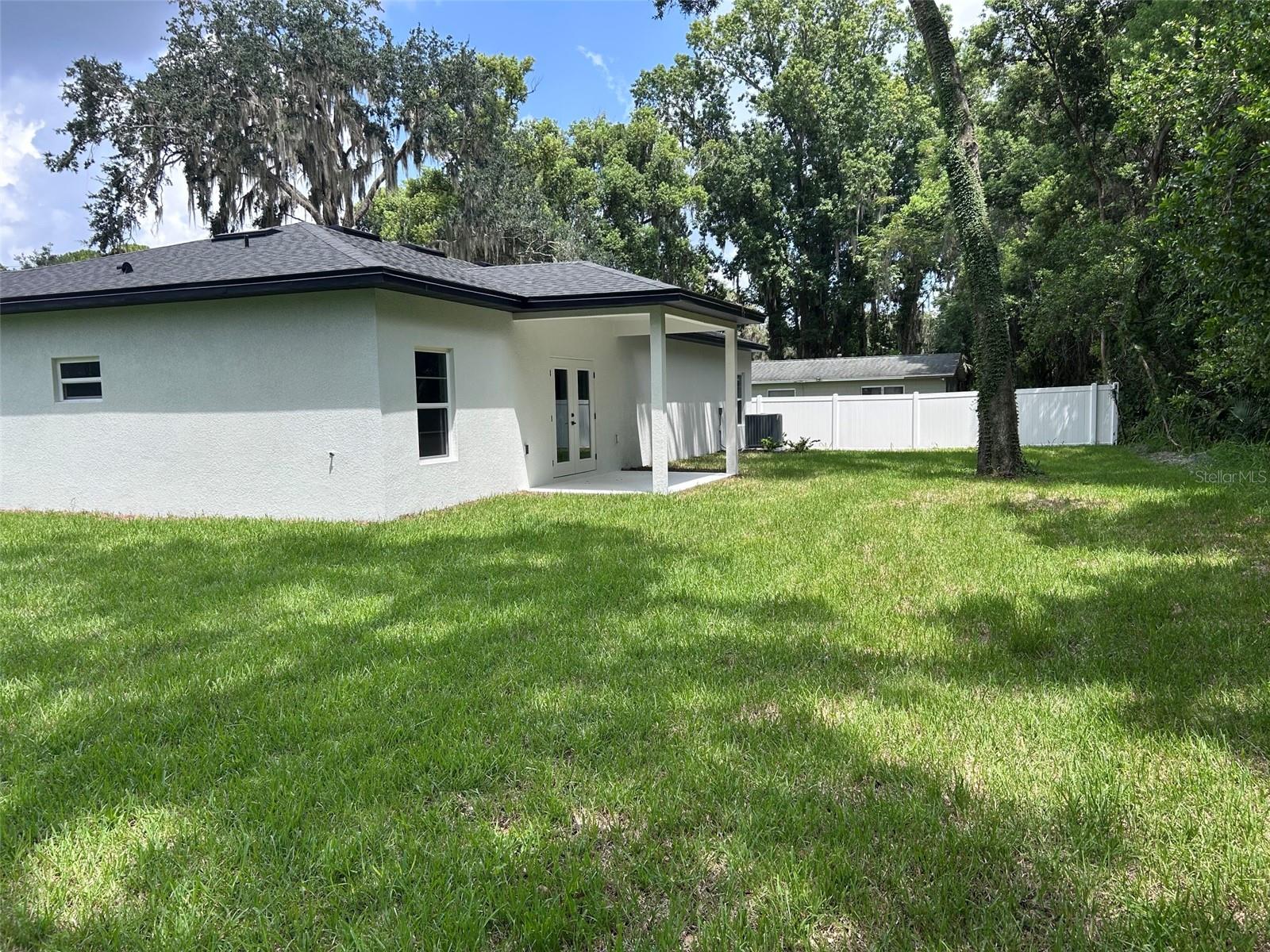 340 Kimble Ave Property Photo 13