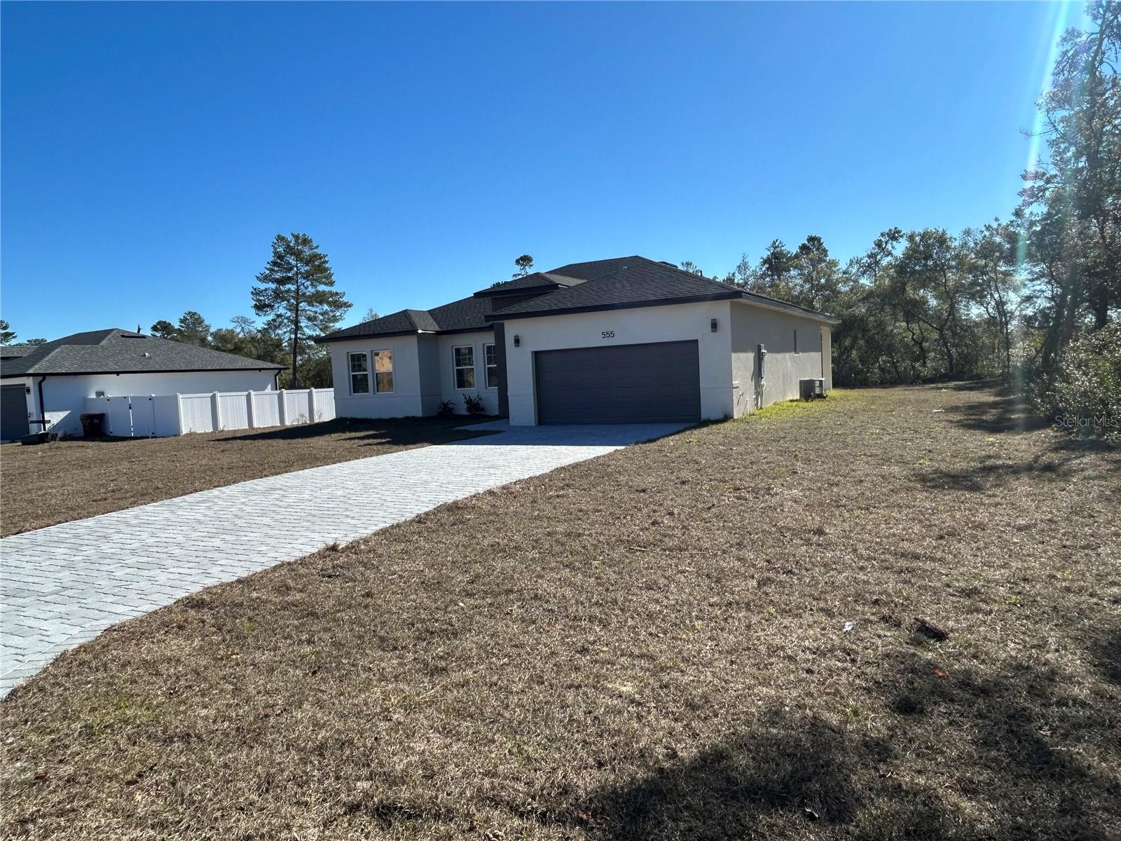 555 Marion Oaks Golf Rd Property Photo 3