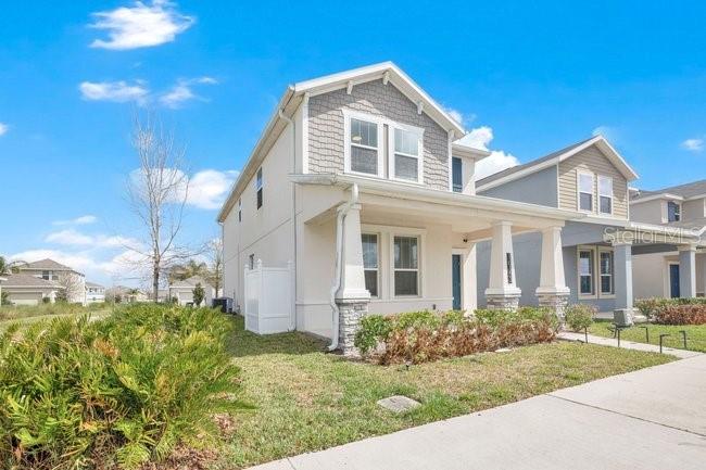 16153 Water Spring Blvd Property Photo 3