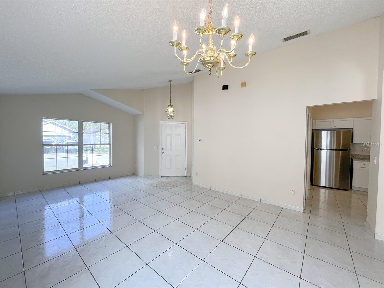 1902 Palmetto Pine Ln Property Photo 5