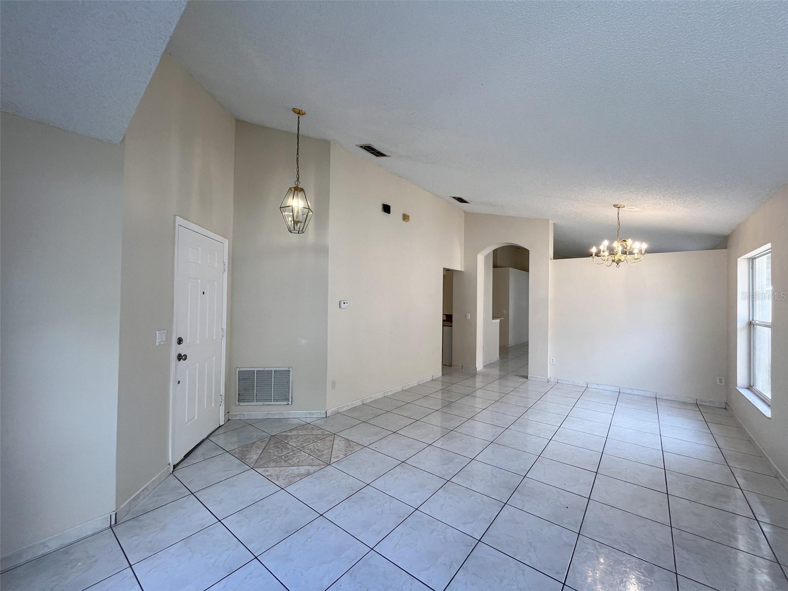 1902 Palmetto Pine Ln Property Photo 6