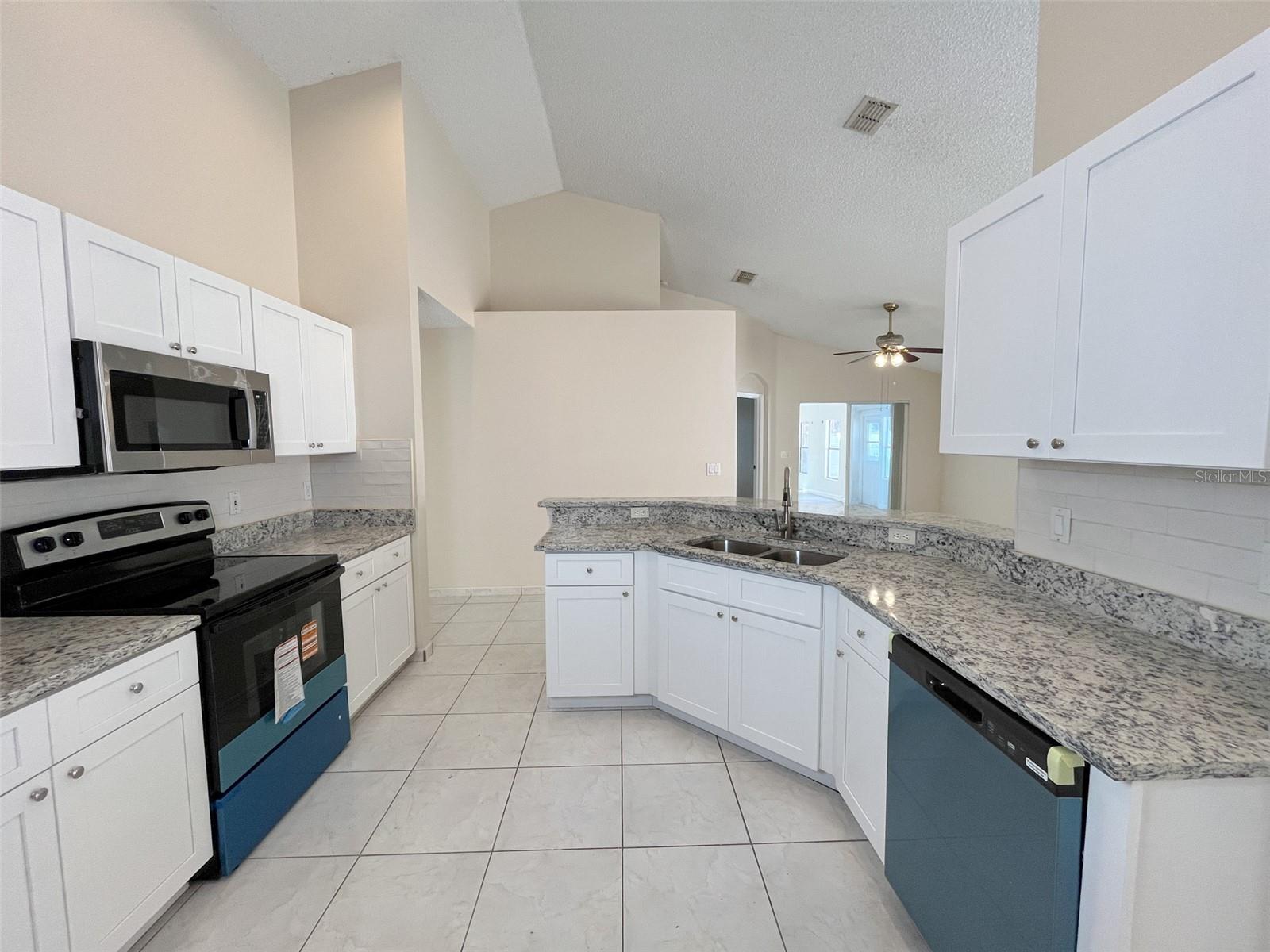 1902 Palmetto Pine Ln Property Photo 13